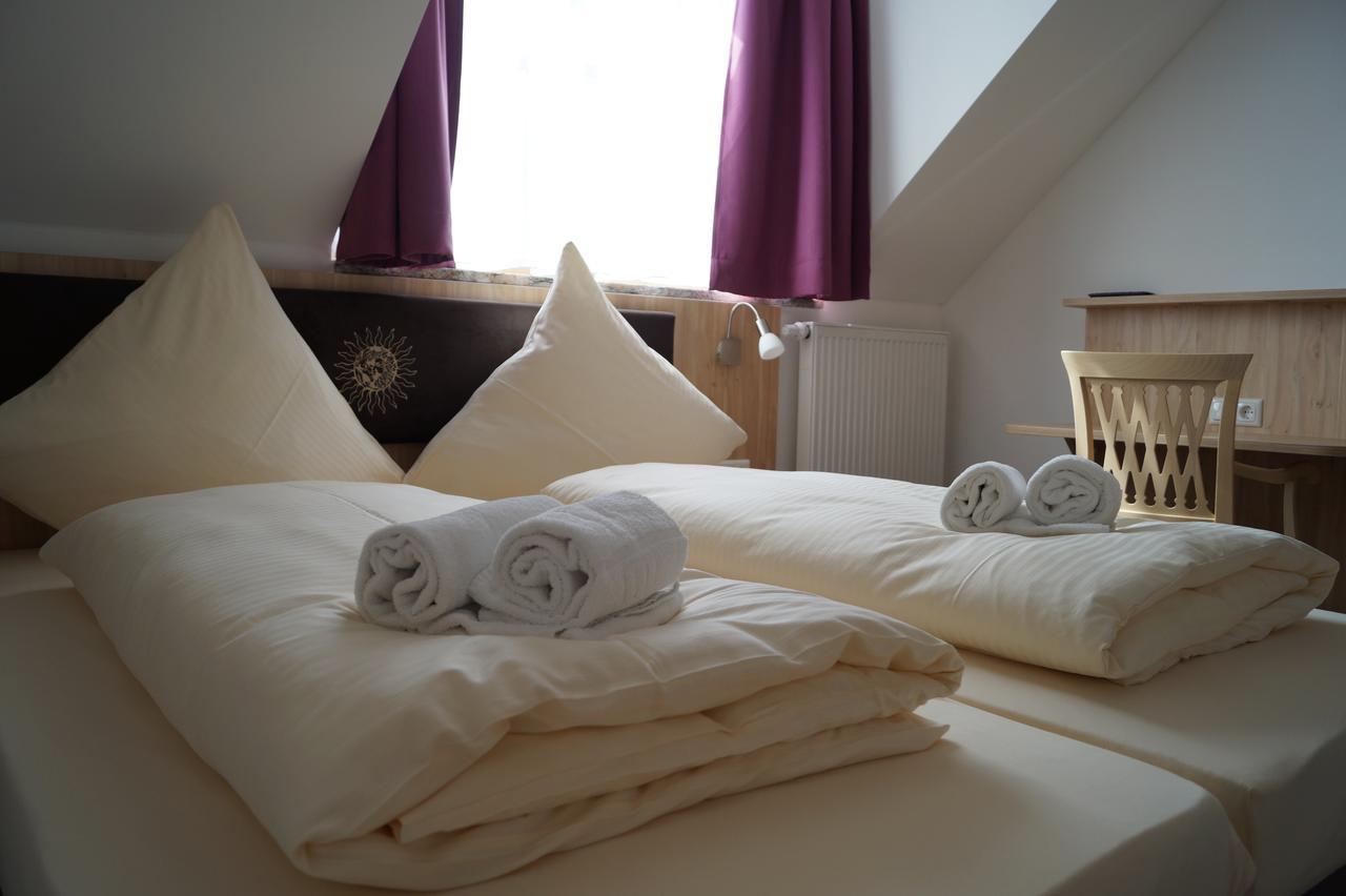 Hotel Gasthaus Sonne Peißenberg 外观 照片